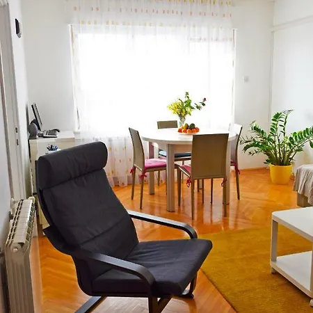 Lavanda Apartman Póla